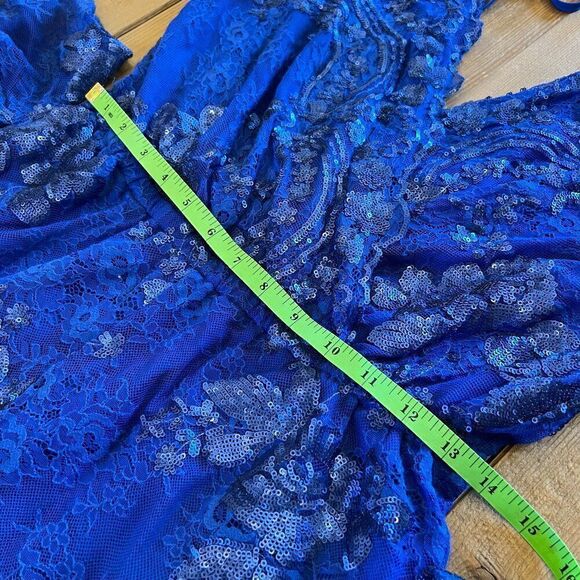 Bebe Royal Blue Hand Embellished Scalloped Romper Size Medium NWT - Picture 15 of 16